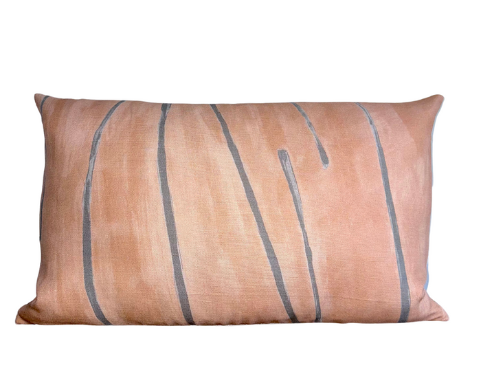 Dekowe Kelly Wearstler Graffito Pillow Cover In Rosa