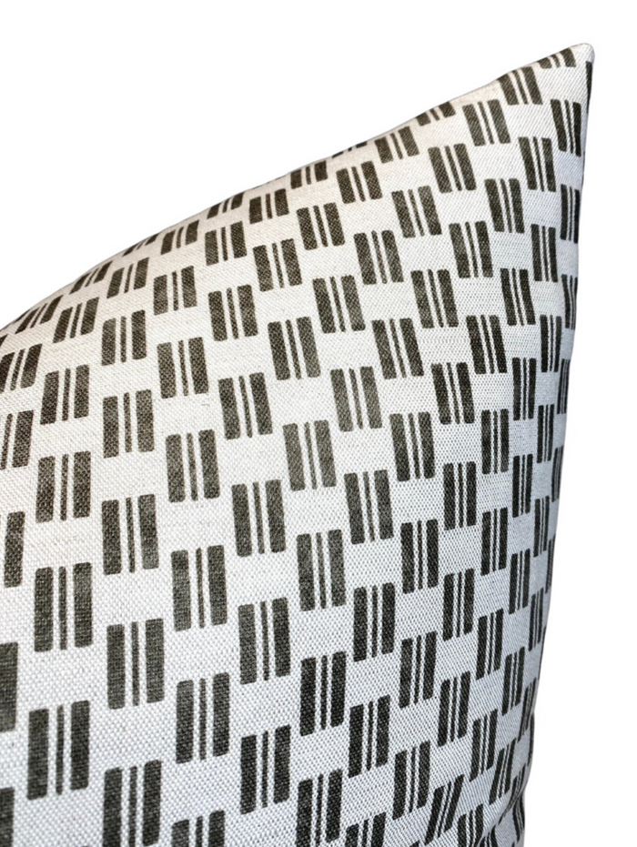 Dekowe Ready To Ship 14x20 Kesa Pillow Cover In Brown