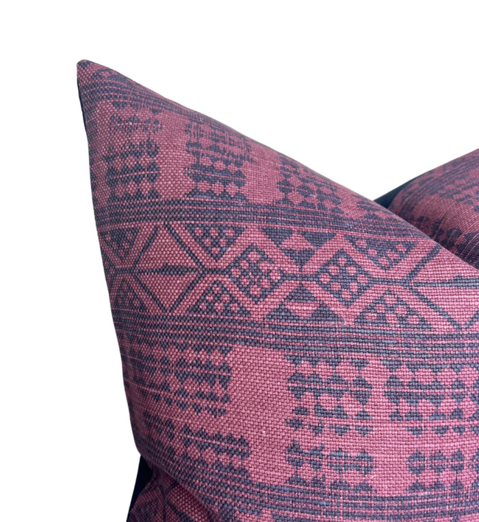 Dekowe Ready To Ship 16x16 Addis Pillow Cover In Pasha Midnight