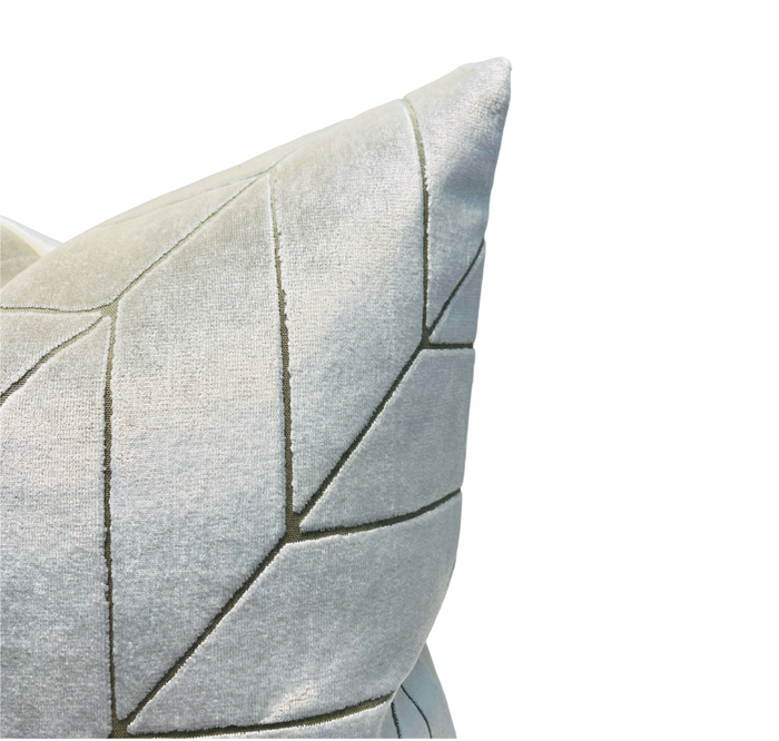 Dekowe Ready To Ship 16x16 Velvet Steps Pillow Cover In Snow