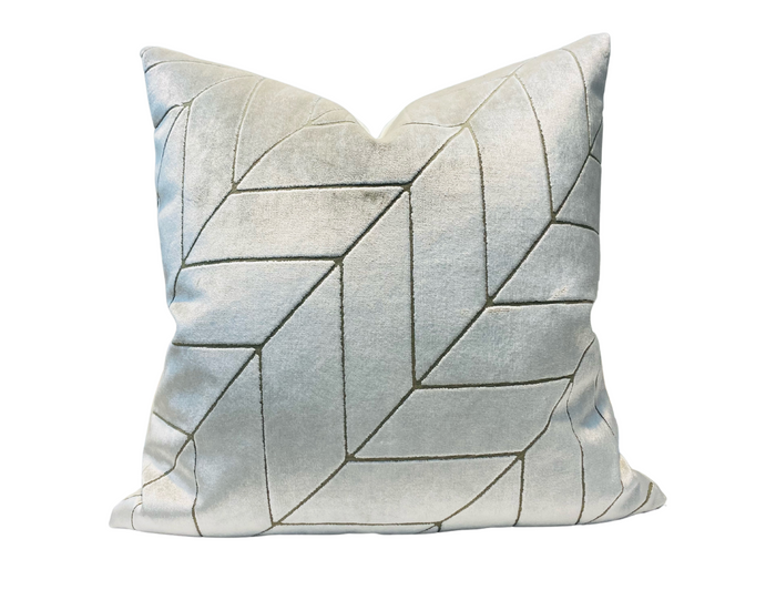 dekowe Ready to Ship 16x16 Velvet Steps Pillow Cover in Snow