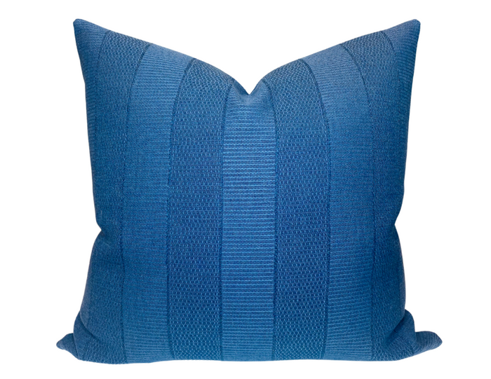 dekowe Ready to Ship 20x20 Asilah Outdoor Pillow Cover in Blue