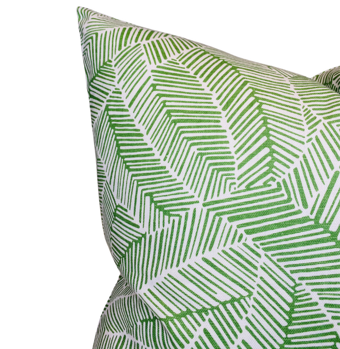 Dekowe Schumacher Abstract Leaf Pillow Cover In Leaf Green
