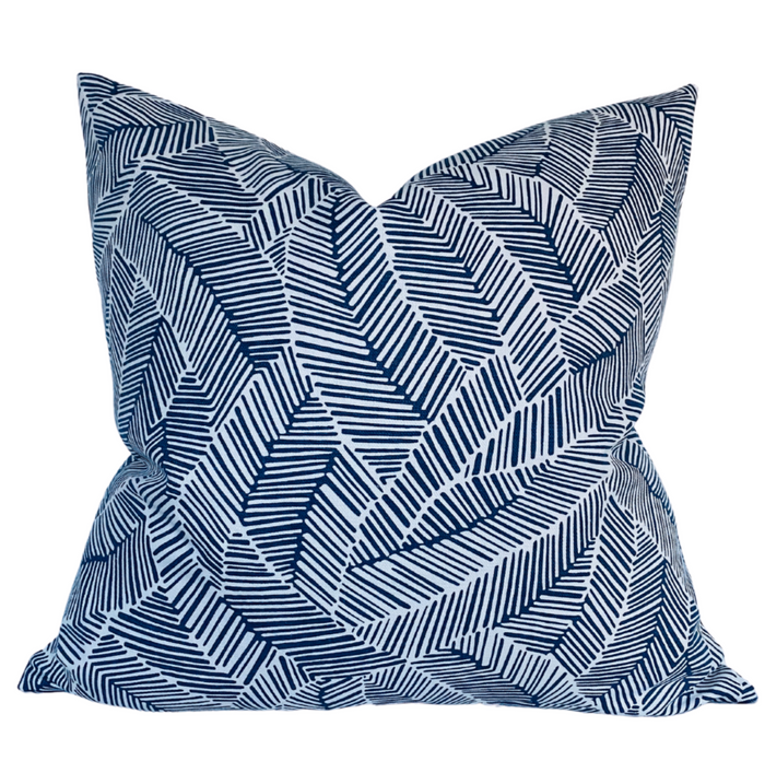 dekowe Schumacher Abstract Leaf Pillow Cover in Navy