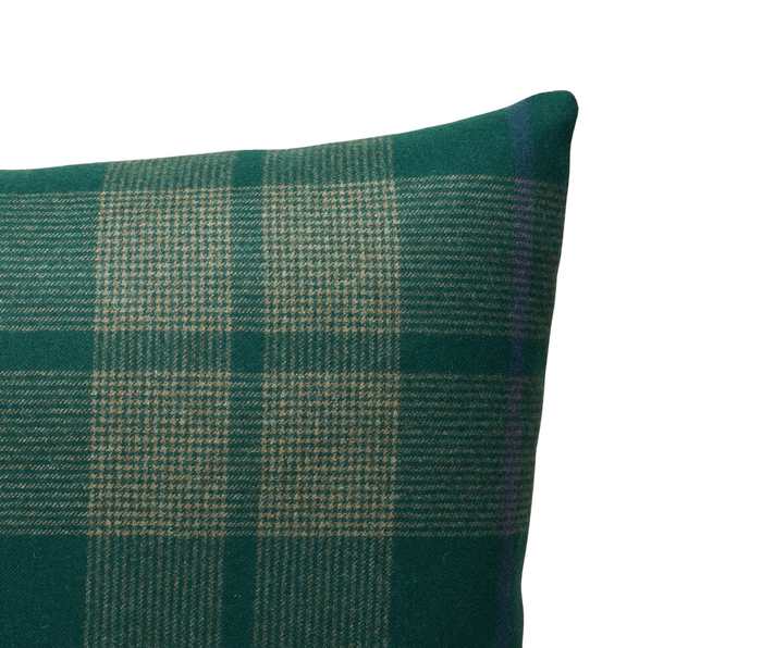 Dekowe Schumacher Montana Wool Pillow Cover In Hunter