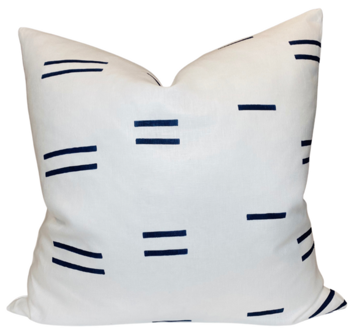 dekowe Schumacher Oaxaca Dashes Pillow Cover in Navy