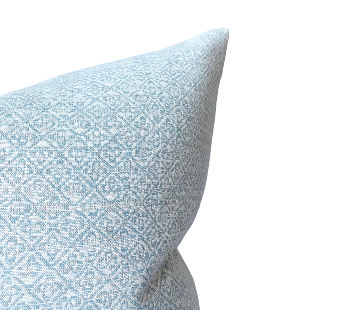 Dekowe Schumacher Sarong Weave Pillow Cover In Mediterranean Blue