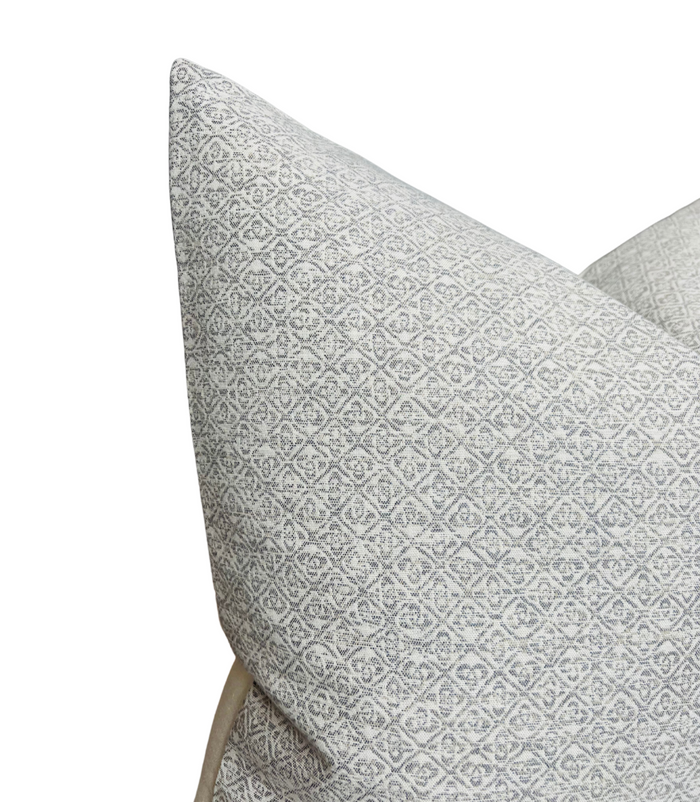 Dekowe Schumacher Sarong Weave Pillow Cover In Sea Salt