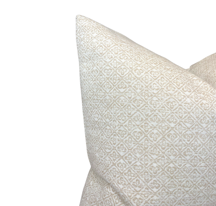 Dekowe Schumacher Sarong Weave Pillow Cover In White Sand