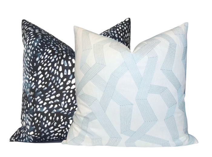 Dekowe Soto Embroidered Pillow Cover In Bayside Blue