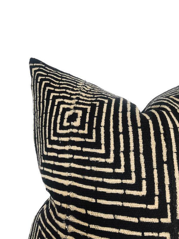 Dekowe Squares Print Tribal Mudcloth Pillow Cover In Black