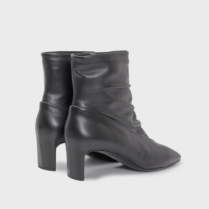 Del Carlo DENIS 11820 - Ankle Boots With Midi Heel In Black Leather - DEL CARLO
