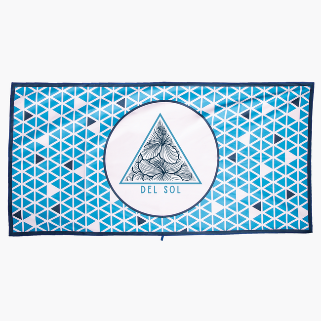 Del Sol Hibiscus Triangle - Color-Changing Beach Towel | Del Sol