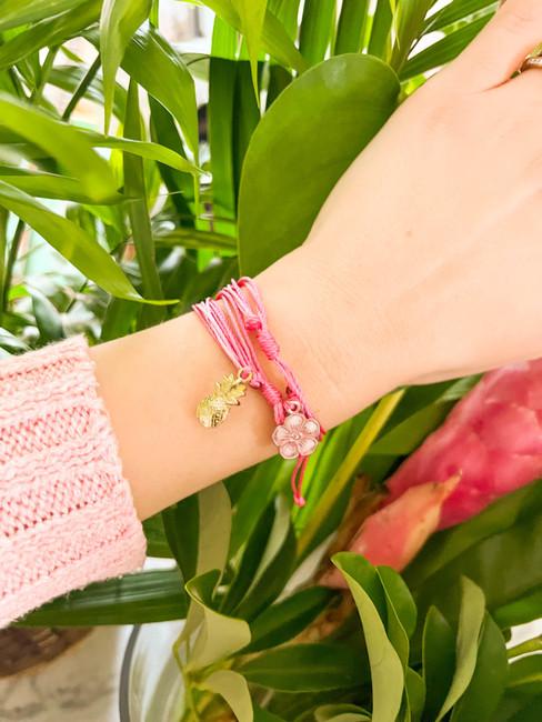 Del Sol Pink Pineapple Eco Bracelet - Color-Changing Jewelry | Del Sol