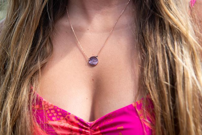 Del Sol Wave Coin Pendant - Color-Changing Necklace | Del Sol