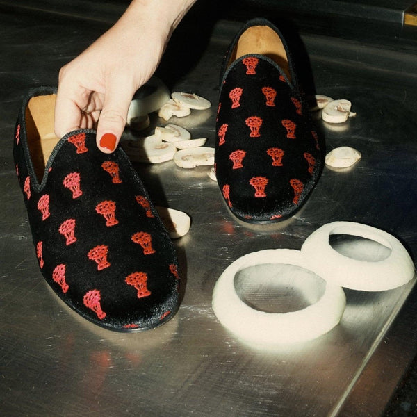 Del Toro Shoes Benihana X Del Toro Men's Red Flower Velvet Slipper II Black / Flower Embroidery