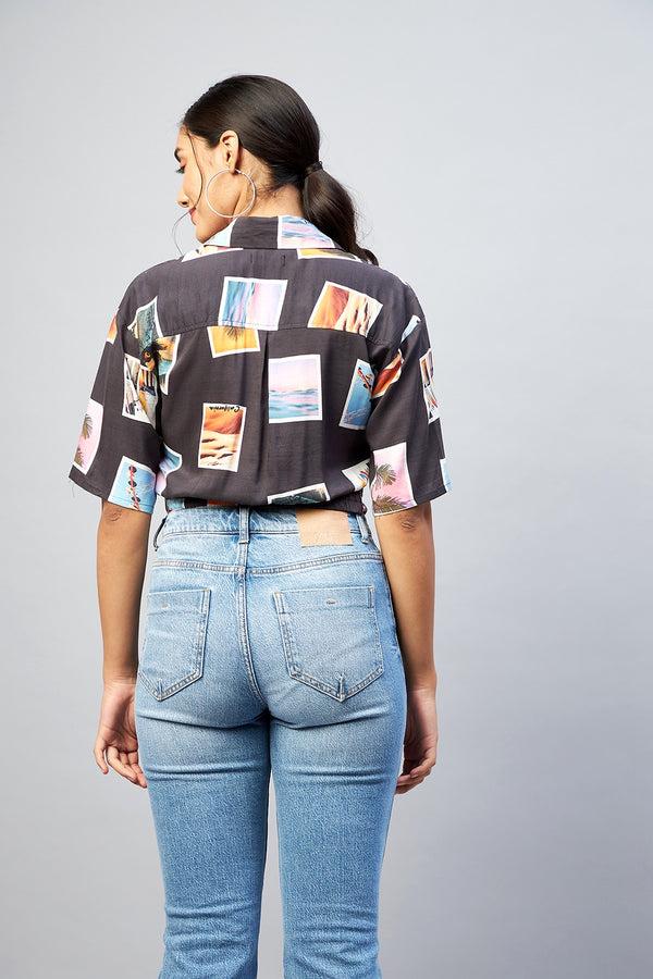 Delan Photo Printed Crop Shirt