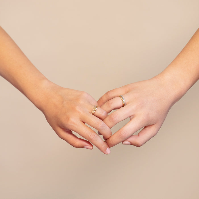 Delfina Delettrez Chain Wedding Band