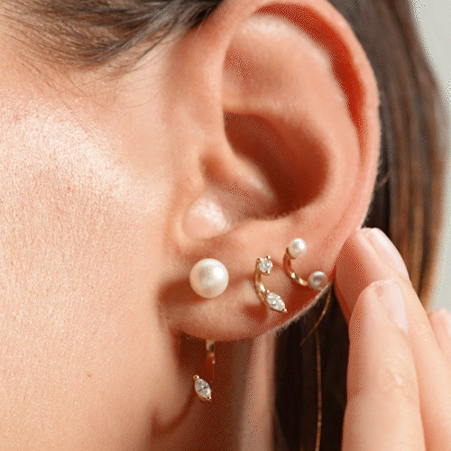 Delfina Delettrez Micro Piercing Pearl Stud