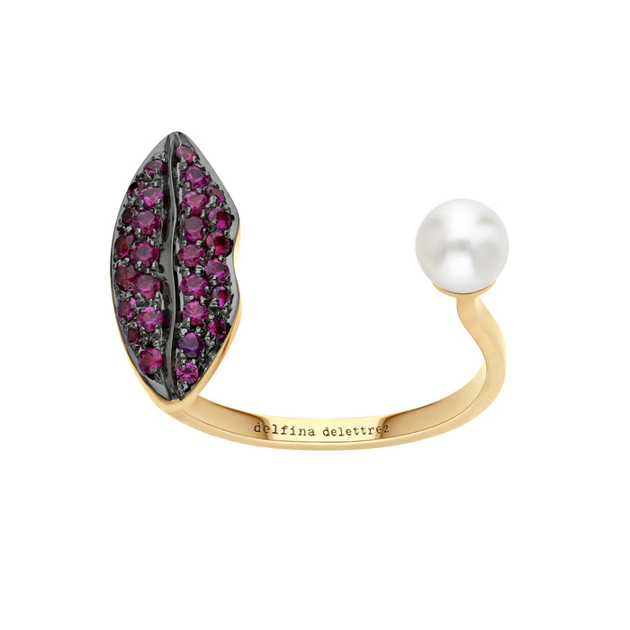 Delfina Delettrez Ruby Lips Piercing Ring