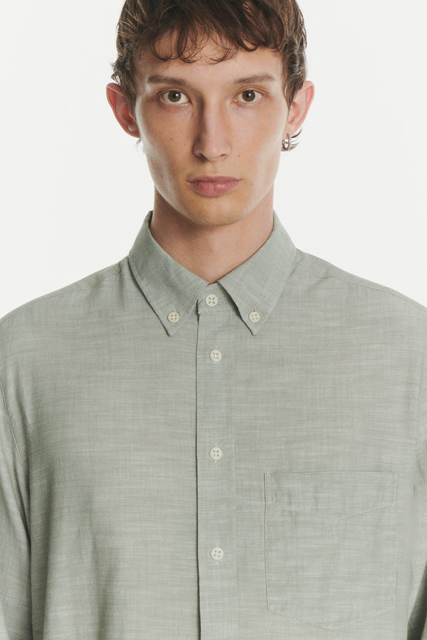 Delikatessen Button Down Shirt In An Airy Olive Green Italian Recycled Cotton