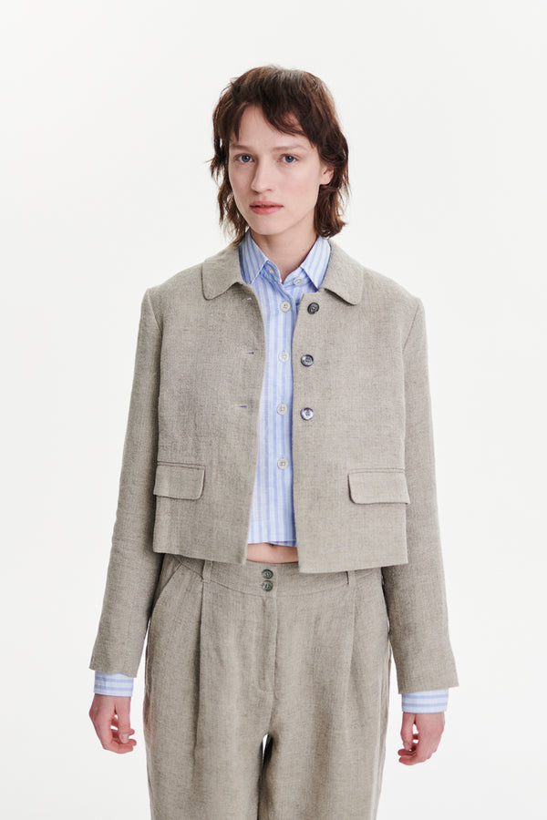 Delikatessen Cropped Jacket In A Beige Fluid And Structured Italian Linen Crepe