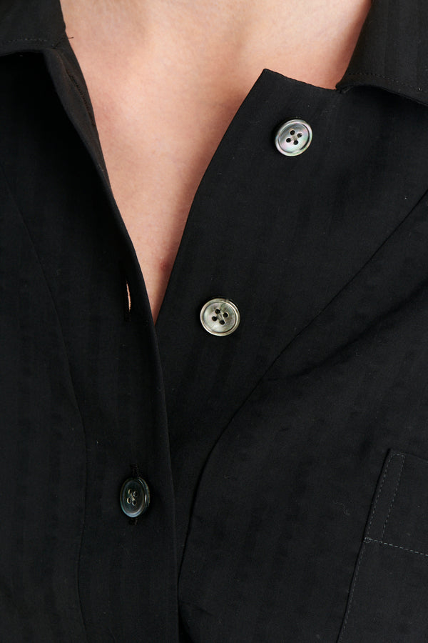 Delikatessen Cropped Pop-Over Top In A Black Portuguese Tencel Seersucker