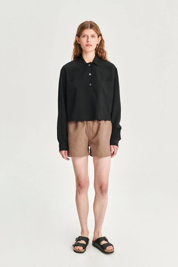 delikatessen Cropped Pop-Over Top in a Black Portuguese Tencel Seersucker