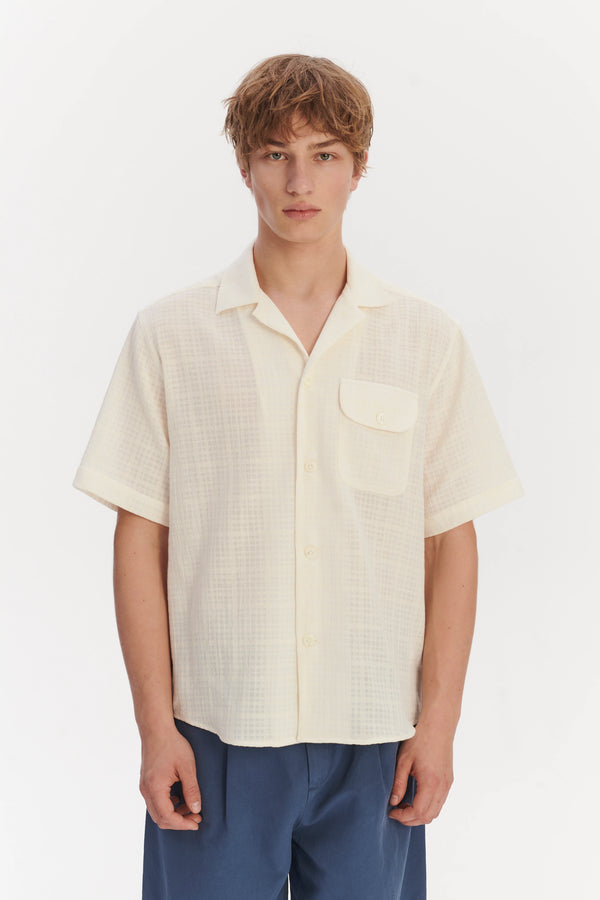 Delikatessen Short Sleeve Camp Collar Shirt In A Cream White Airy Structural Portuguese Cotton