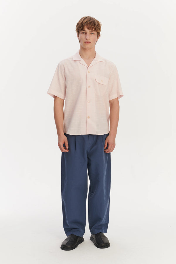 delikatessen Short Sleeve Camp Collar Shirt in a Subtle Pink Mix of Portuguese Cotton Linen and Pineapple