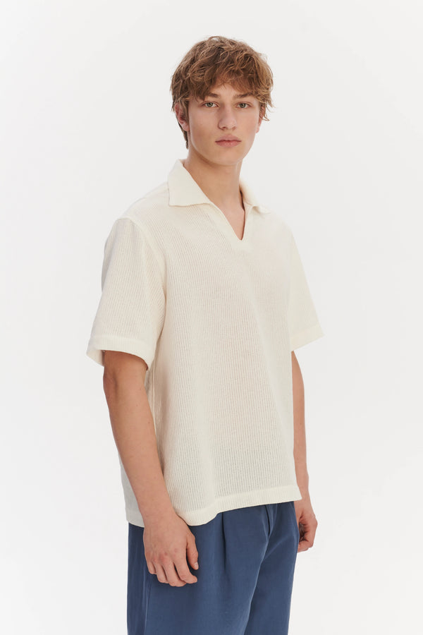 Delikatessen Short Sleeve Pop Over Shirt In A Cream White Airy Structural Portuguese Cotton