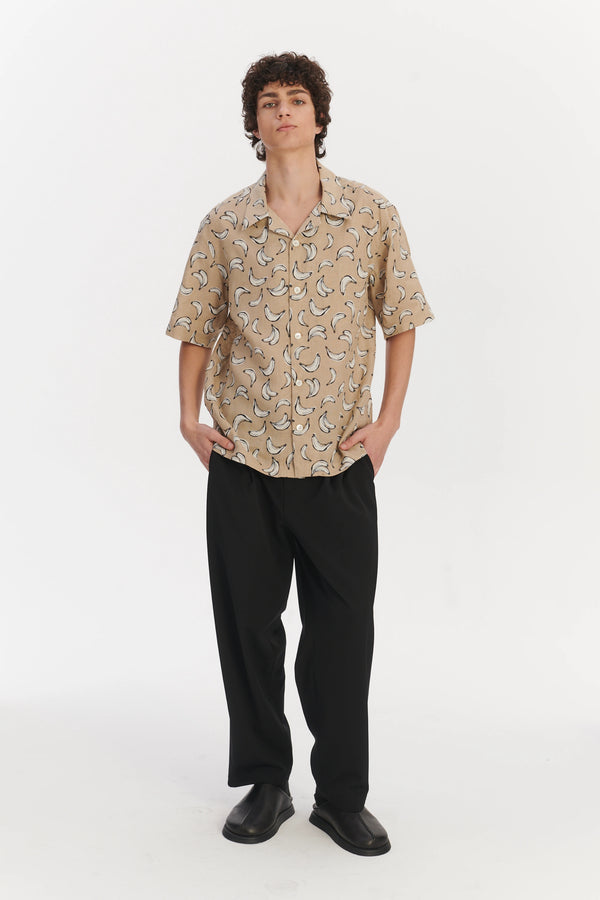 Delikatessen Short Sleeve Relaxed Cuban Collar Shirt In A Beige White And Black Fine Italian Linen