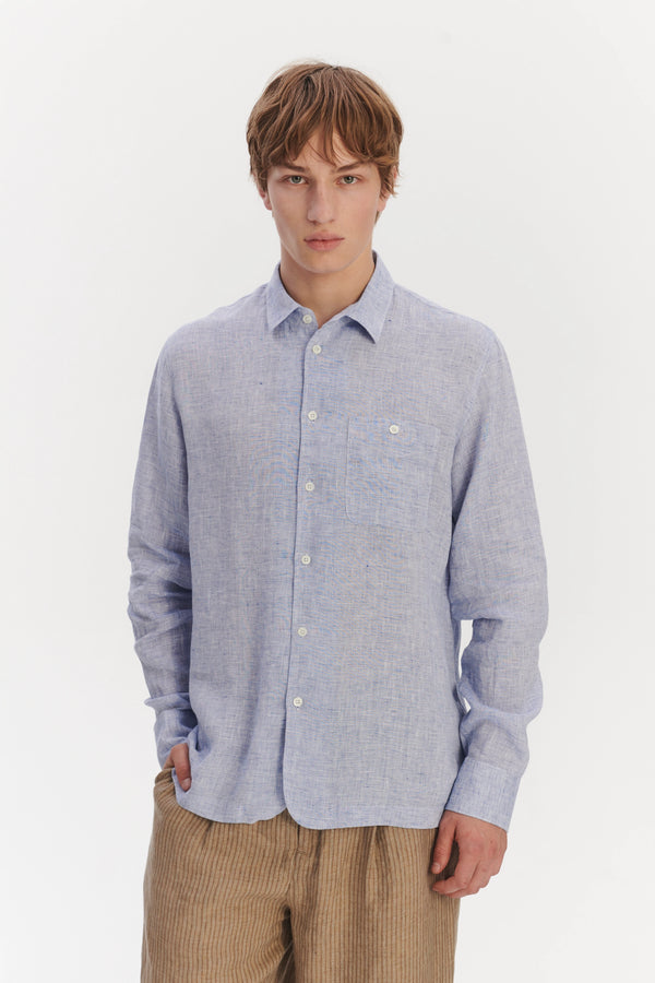 Delikatessen Strong Shirt In A Light Blue Bohemian Summer Linen