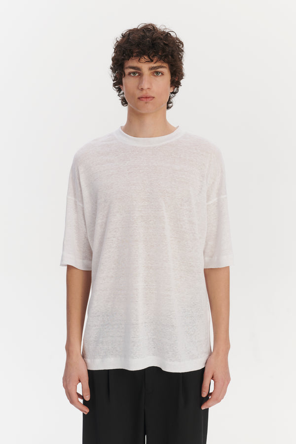 Delikatessen T-Shirt In A White Lithuanian Airy Linen Jersey