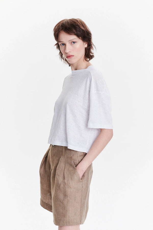 Delikatessen T-shirt In The Finest White Lithuanian Pure Linen Jersey