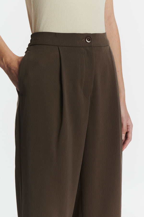 Delikatessen Trousers In The Finest Blend Of Taupe Brown Italian Virgin Wool And Cotton By Albini