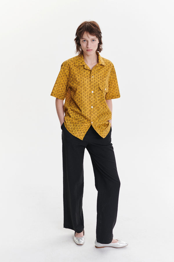 Delikatessen Unisex Short Sleeve Camp Collar Shirt In A Curcuma And Sepia Italian Cotton