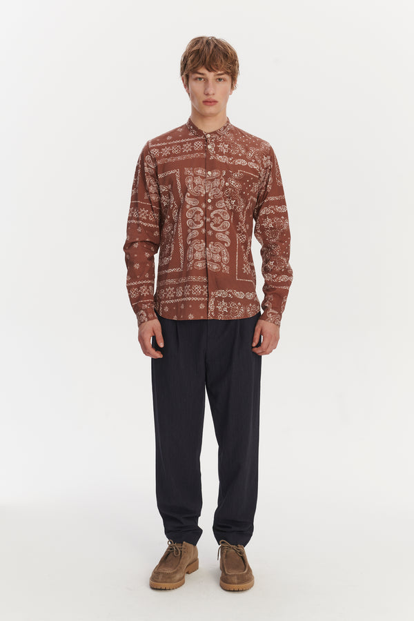 Delikatessen Zen Grandad Collar Shirt In A Rusty Chestnut Airy Bandana Print Italian Cotton