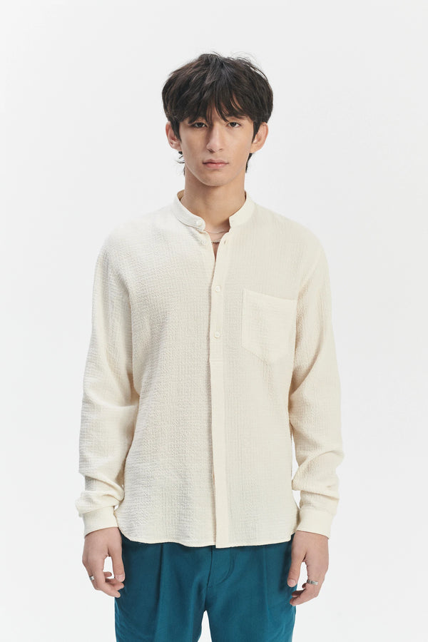 Delikatessen Zen Grandad Collar Shirt In The Finest Creamy White Portuguese Cashmere And Cotton Seersucker