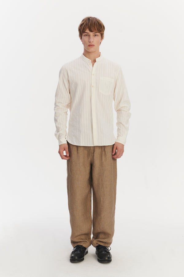 delikatessen Zen Shirt in an Off-White Structural Tonal Striped Italian Cotton