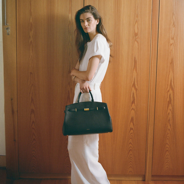 Demellier The Hudson | Black Small Grain | DeMellier