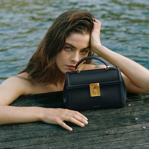 Demellier The Paris | Black Smooth | DeMellier