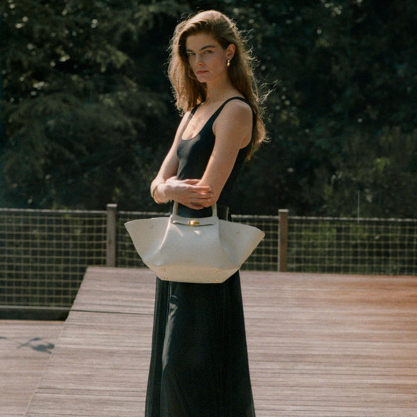 Demellier The Midi New York | Off-White Small Grain | DeMellier