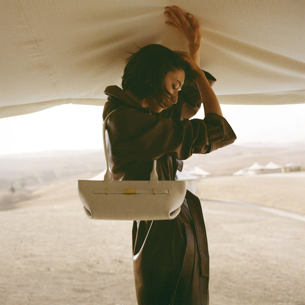 Demellier The New York Shoulder | Off-White Small Grain | DeMellier