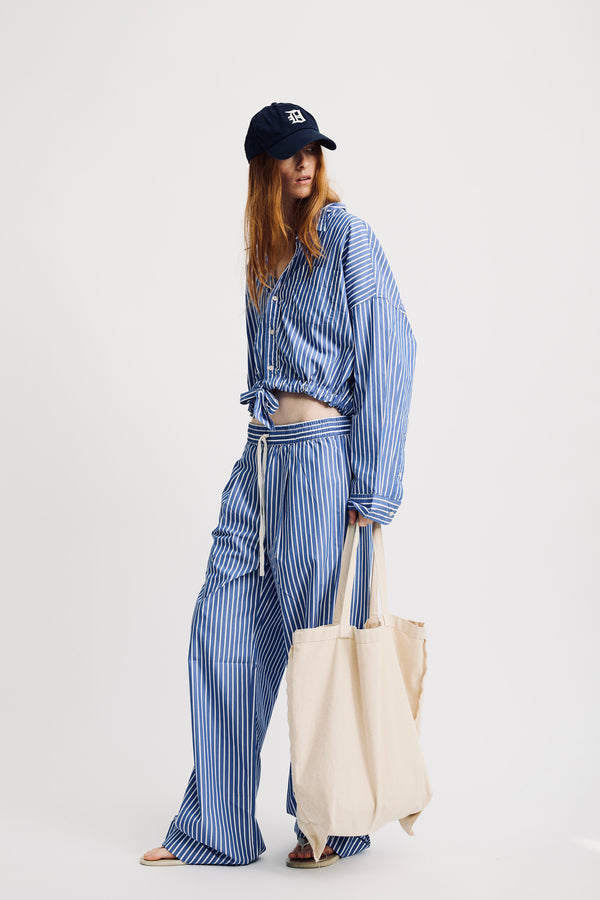 Denimist Long Sleeved Front Tie Shirt Medium Blue Wide Stripe