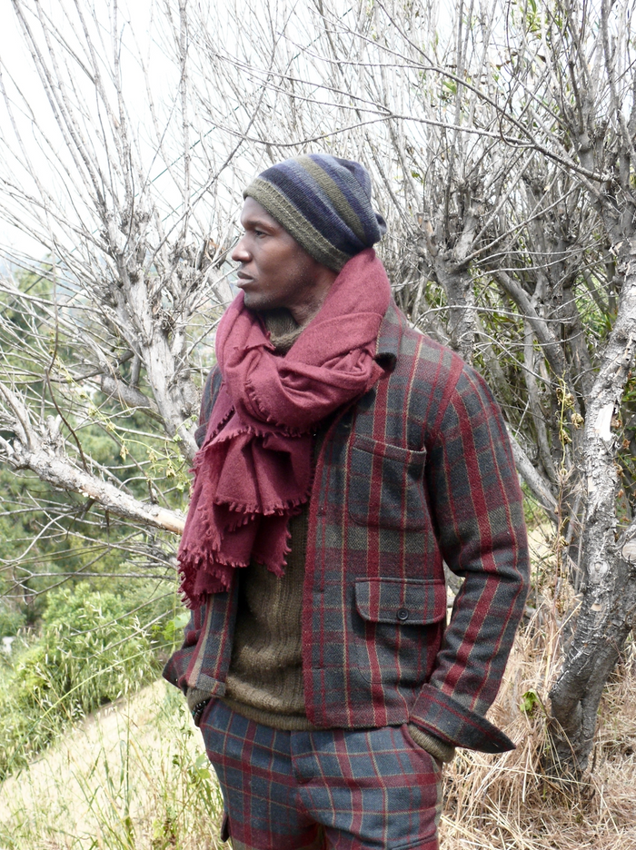 Denis Colomb Fuzzy Feutre Shawl Tibetan Red Monk