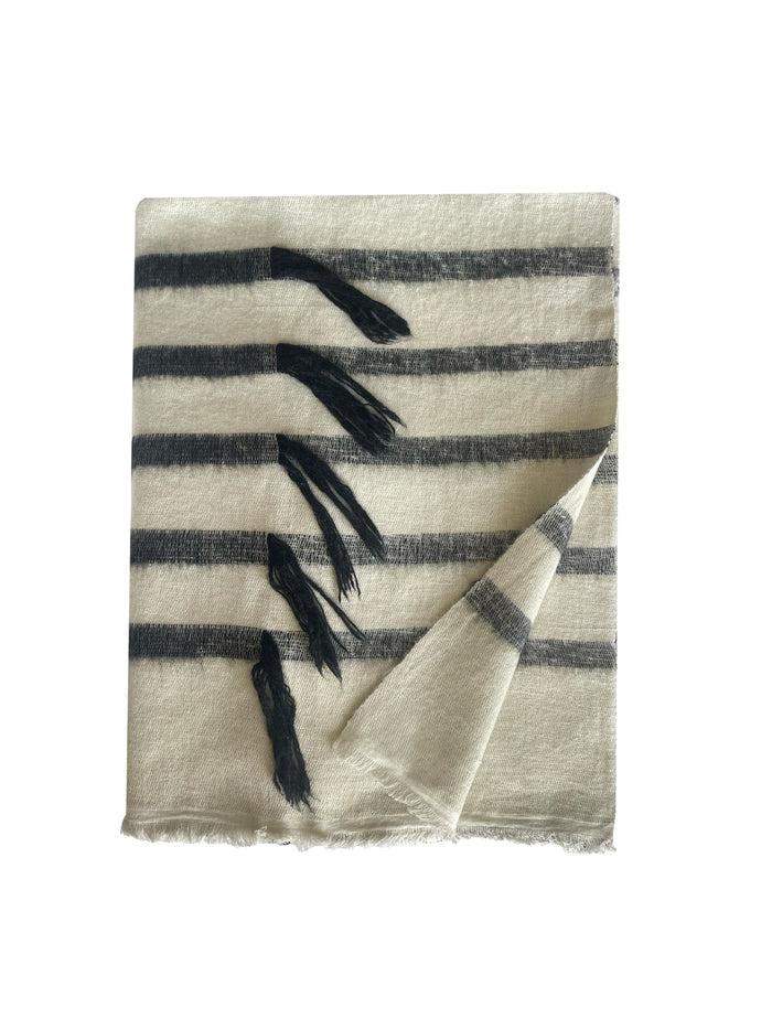 Denis Colomb Hokkaido Tawa Stole White+Black