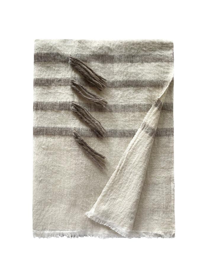 Denis Colomb Hokkaido Tawa Stole White+Natural Brown