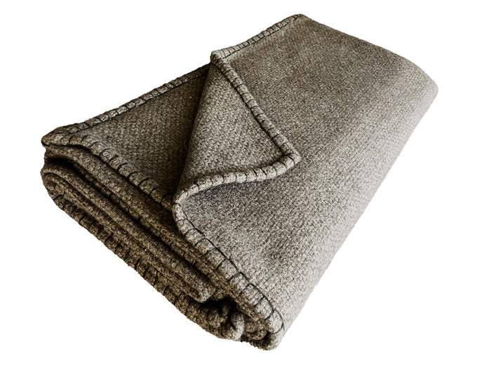 denis colomb Kutang Blanket Natural Grey + Charcoal Stitch