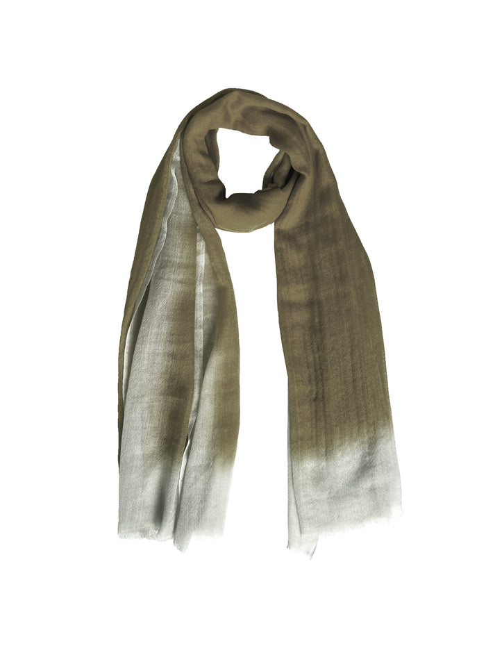 Denis Colomb Mustang Peacock Stole Light Grey + Oliver